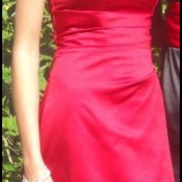 Red Formal Bundle w/ wrap and purse - Picture 8 of 9